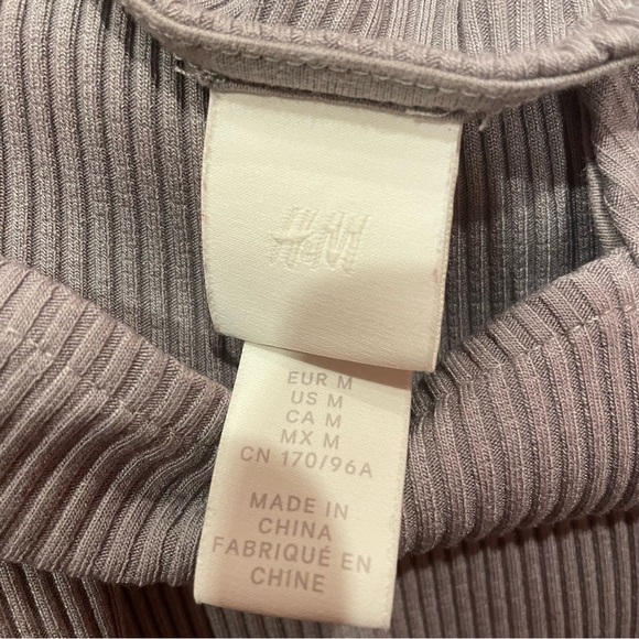 61. Women's Ribbed Long Sleeve Square Neck Top - Picture 6 of 8